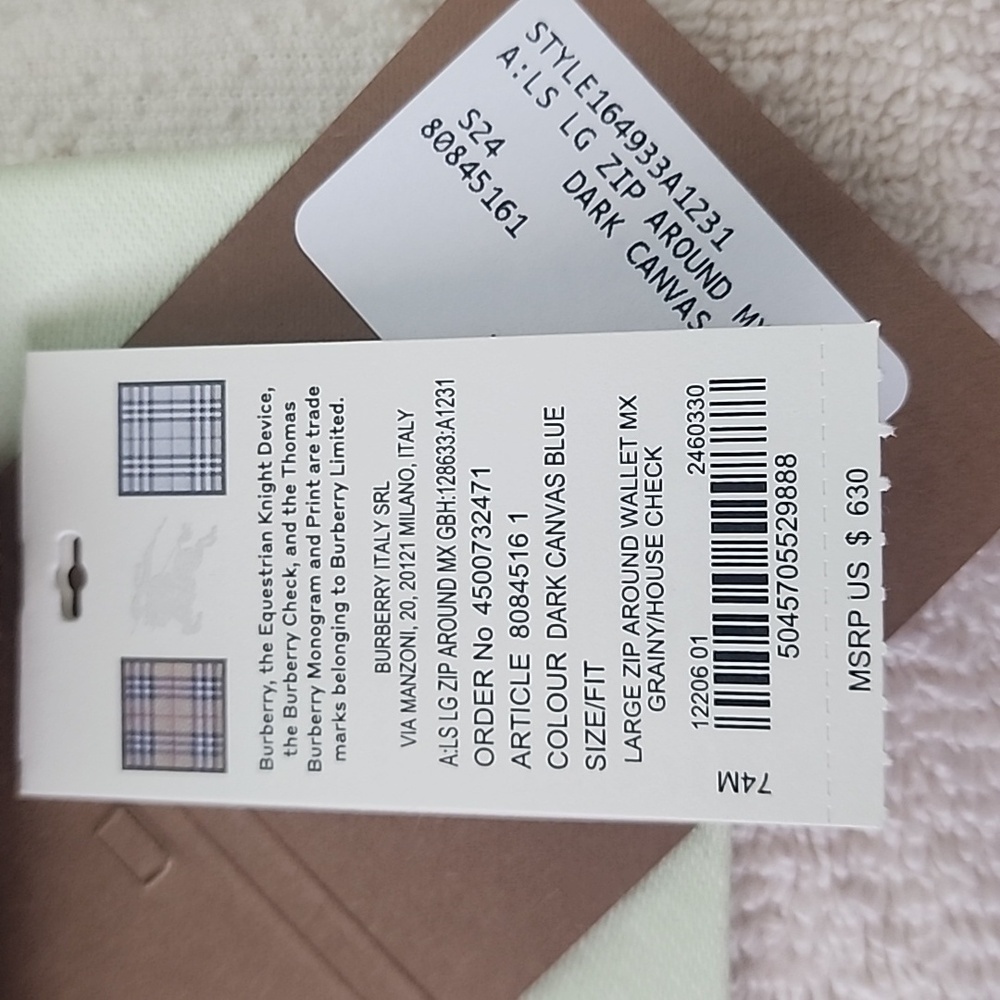 BURBERRY Check Large Zip Around Wallet NWT in Navy Dark Blue - Picture 6 of 6